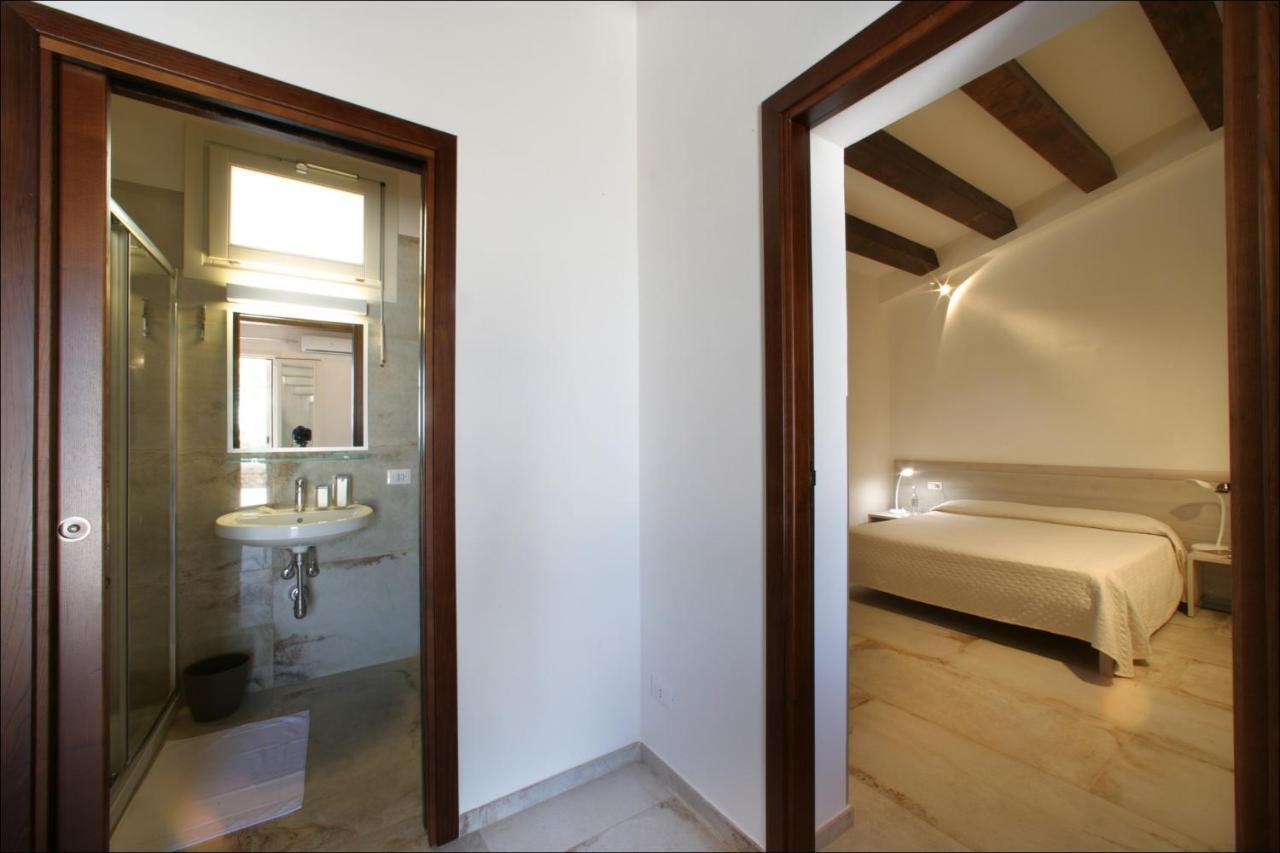 Villa Antonia - Vasca Idromassaggio Terrazza Vista Mare サン・ヴィート・ロ・カーポ エクステリア 写真