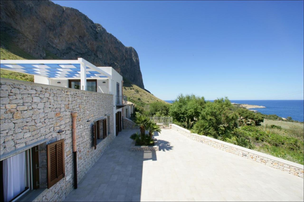 Villa Antonia - Vasca Idromassaggio Terrazza Vista Mare サン・ヴィート・ロ・カーポ エクステリア 写真