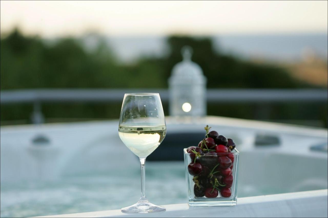 Villa Antonia - Vasca Idromassaggio Terrazza Vista Mare サン・ヴィート・ロ・カーポ エクステリア 写真
