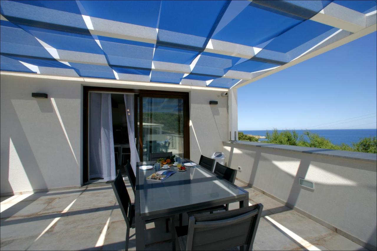 Villa Antonia - Vasca Idromassaggio Terrazza Vista Mare サン・ヴィート・ロ・カーポ エクステリア 写真