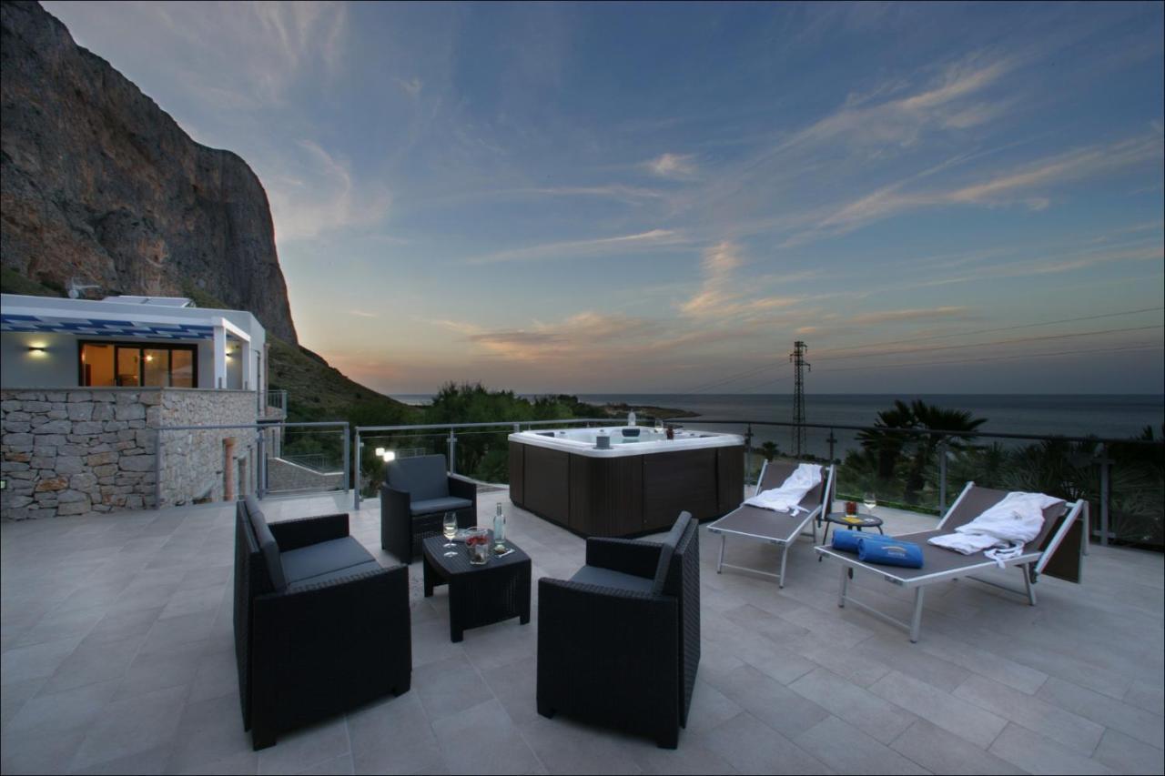 Villa Antonia - Vasca Idromassaggio Terrazza Vista Mare サン・ヴィート・ロ・カーポ エクステリア 写真